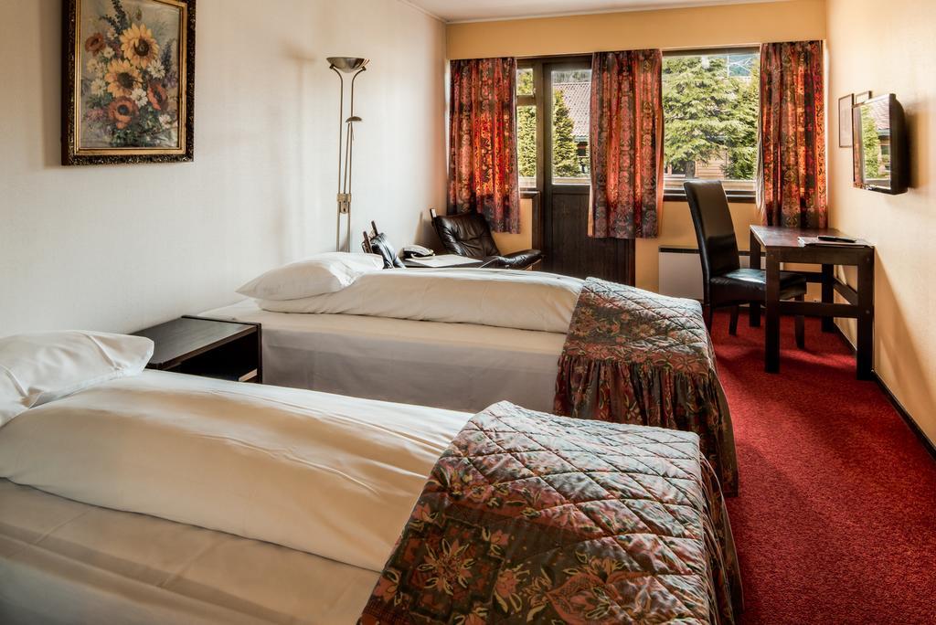 Sande Hotel ภายนอก รูปภาพ